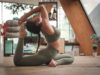 Alo Yoga Review: Elevate Your Yoga Experience with Style and Quality aloYoga