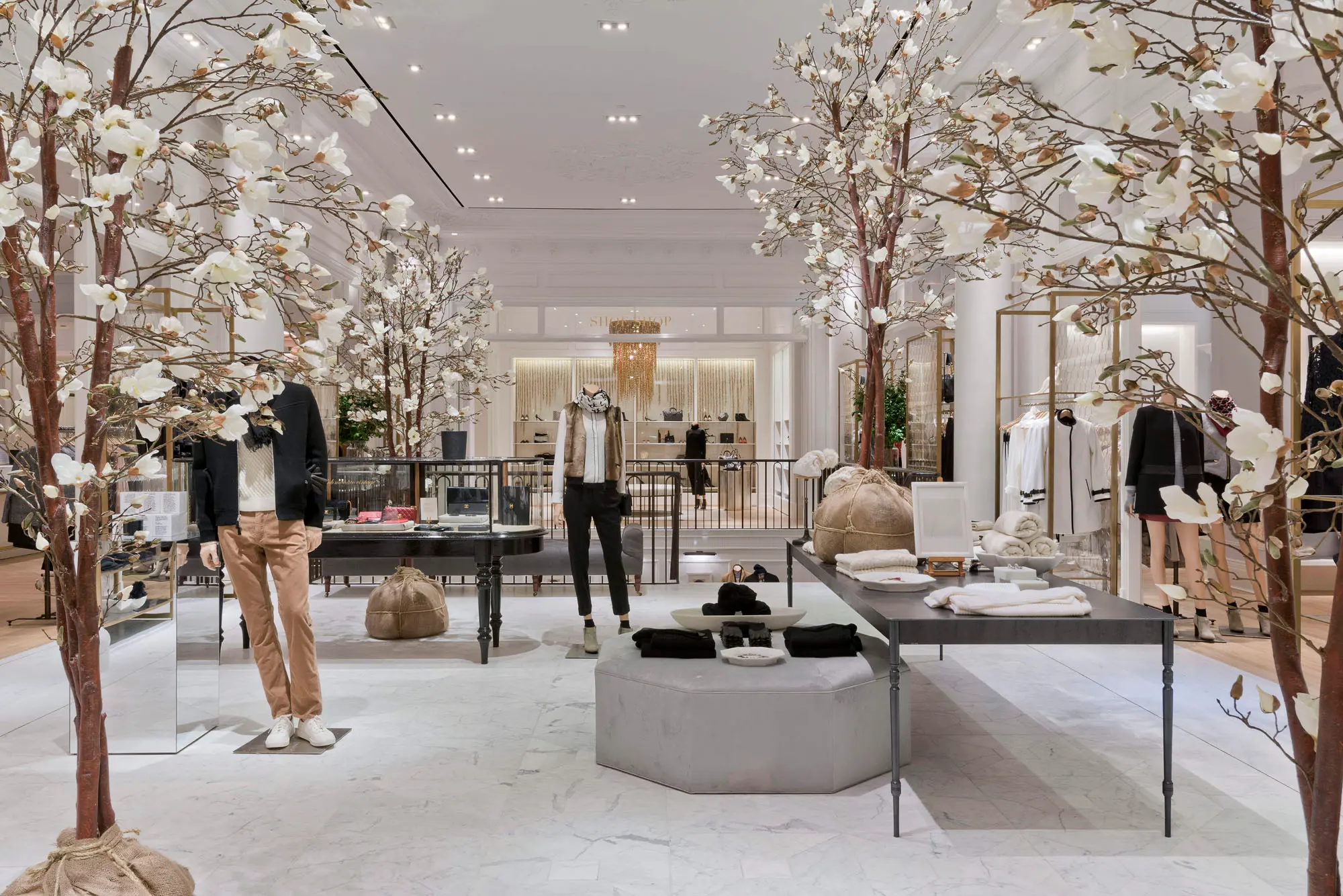 Club Monaco